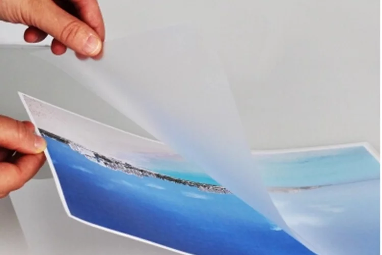 Do-it-yourself paper lamination using Laminating film