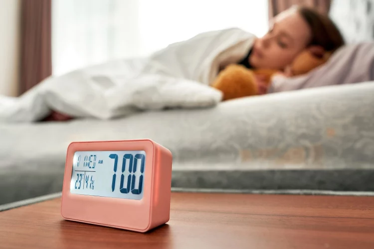 Best Dual Alarm Clock Radio With Battery Backup : Reviews and Buying Guide 2022